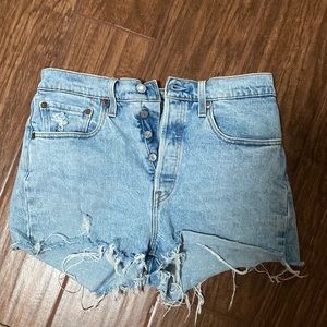 Levi’s 501 high waisted short